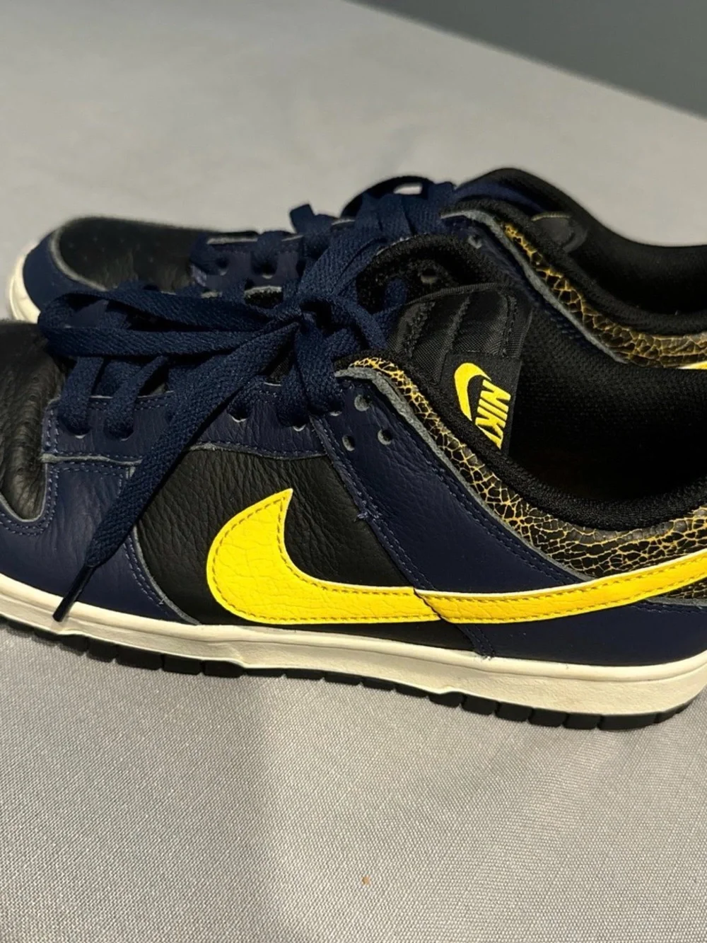 Nike Navy and Yellow Low-Top Sneakers